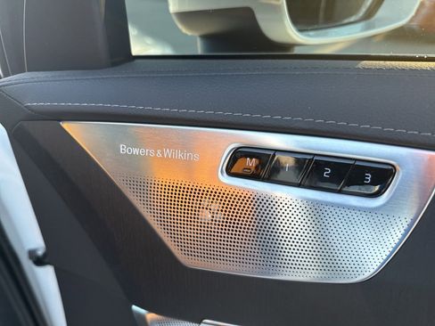 Certified 2023 Volvo XC90 B6 Ultimate image 11