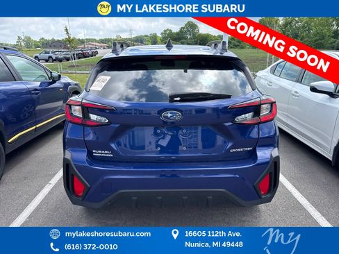 Used 2025 Subaru Crosstrek 2.5i Premium AWD/4WD image 7