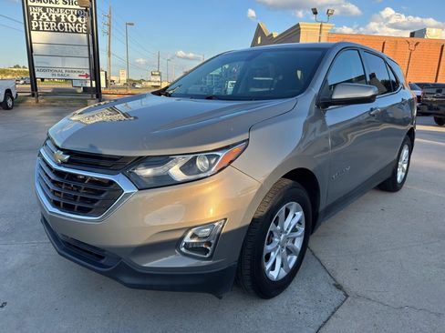 Used 2019 Chevrolet Equinox LT image 6