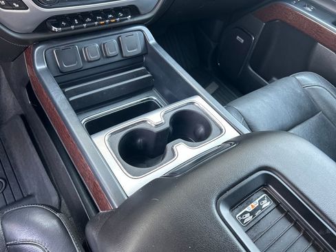 Used 2018 GMC Sierra 1500 SLT image 23