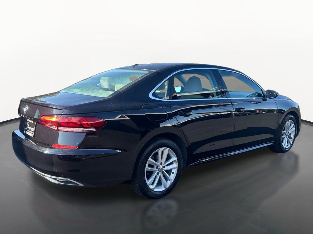 Used 2020 Volkswagen Passat 2.0T SE FWD image 3