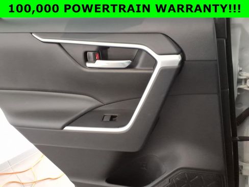 Used 2021 Toyota RAV4 XLE image 16