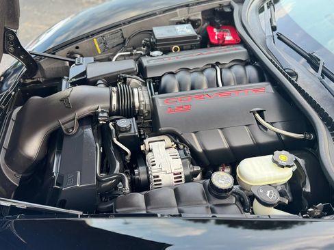 Used 2008 Chevrolet Corvette Coupe w/ Preferred Equipment Group RWD image 21