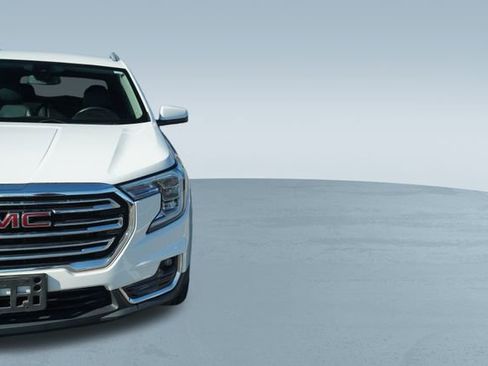 Used 2023 GMC Terrain SLT image 37