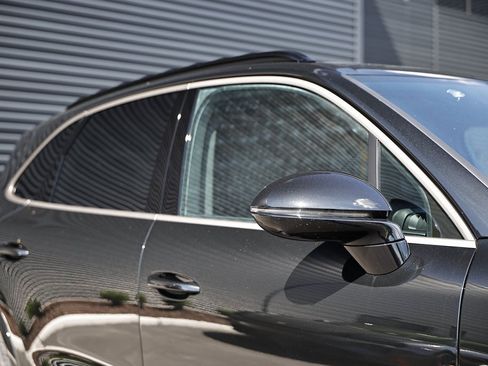 New 2026 Porsche Cayenne Turbo image 13