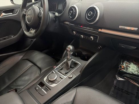 Used 2016 Audi A3 2.0T Premium image 31