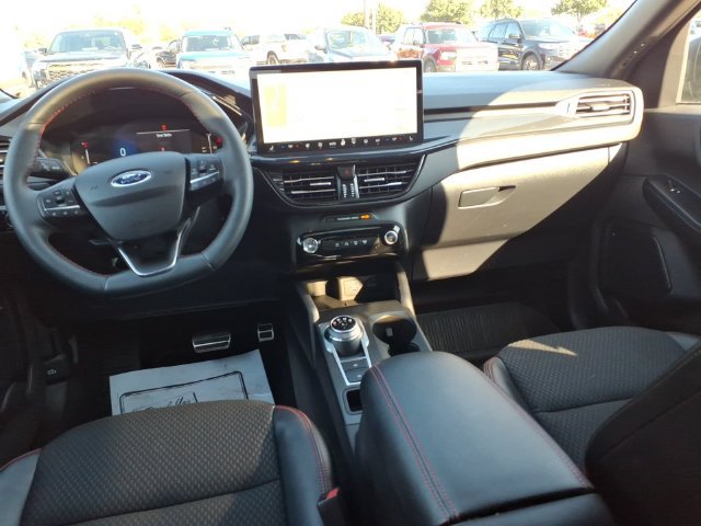 Certified 2023 Ford Escape ST-Line w/ Tech Pack #1 AWD/4WD image 10