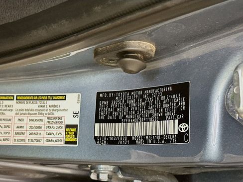 Used 2024 Toyota Corolla LE image 12