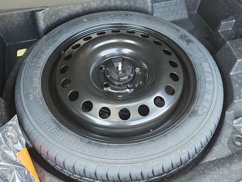 Used 2023 Buick Envision Essence FWD image 27