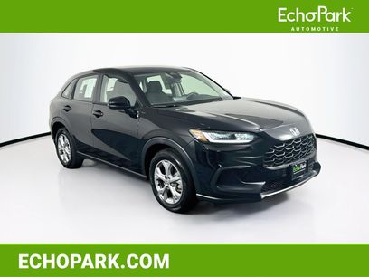 Used 2025 Honda HR-V LX