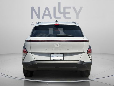 Used 2024 Hyundai Kona SEL FWD image 4