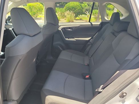 Certified 2025 Toyota RAV4 XLE FWD image 14