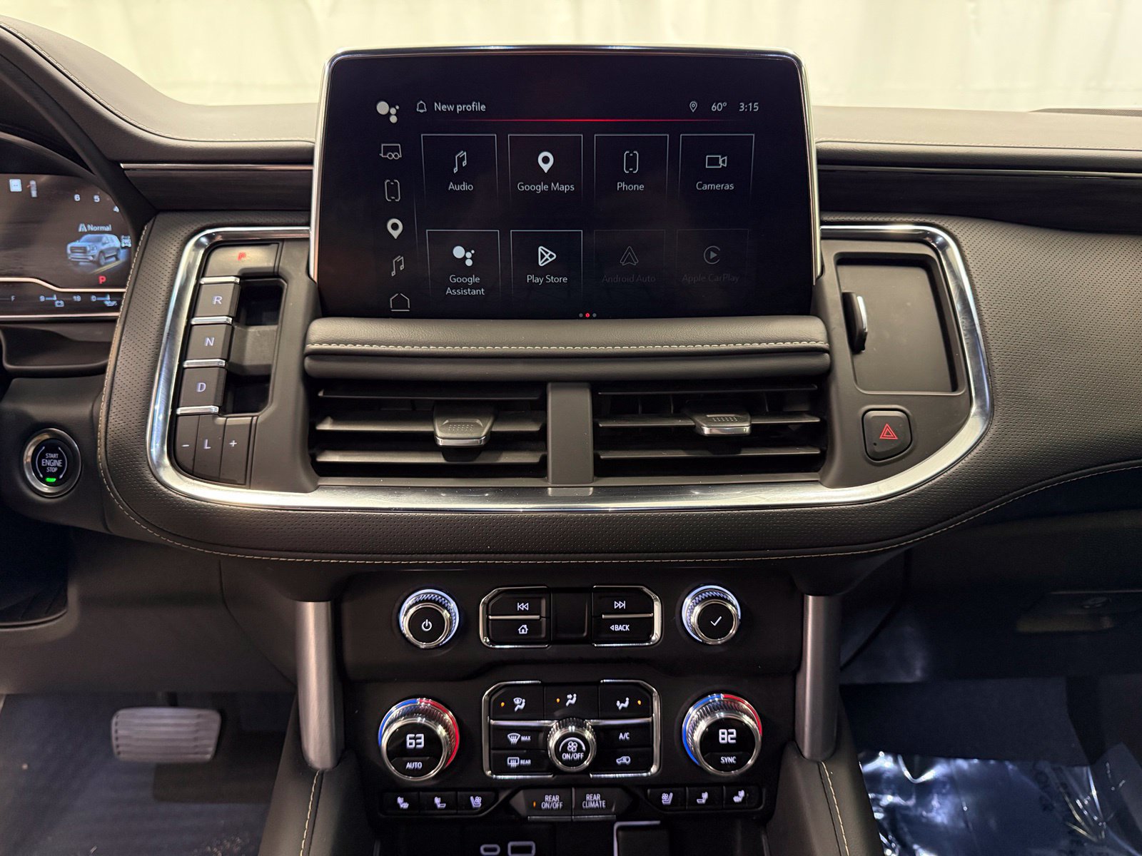 Used 2022 GMC Yukon XL SLT w/ SLT Premium Package AWD/4WD image 15