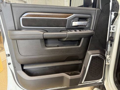 Used 2024 RAM 2500 Laramie w/ Safety Group AWD/4WD image 34