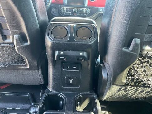 Used 2020 Jeep Wrangler Unlimited Rubicon AWD/4WD image 18