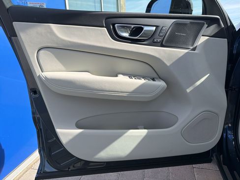 New 2026 Volvo XC60 B5 Ultra w/ Climate Package AWD/4WD image 18