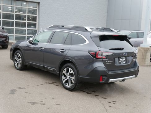 Used 2020 Subaru Outback Touring XT image 5