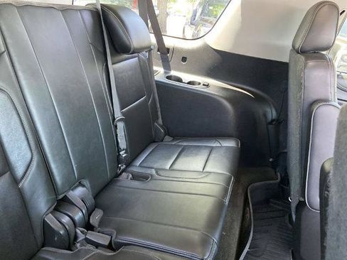 Used 2018 GMC Yukon XL Denali RWD image 23