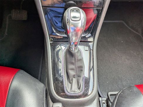 Certified 2022 Buick Encore Preferred w/ Safety Package image 13