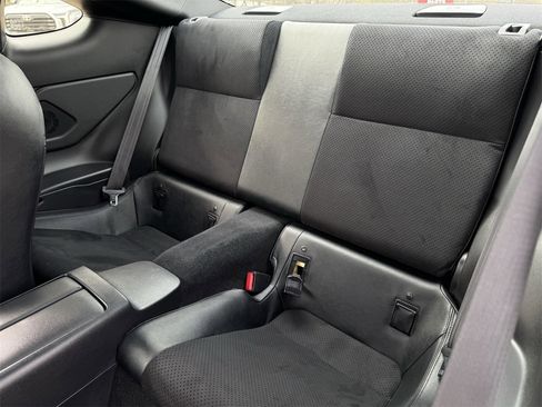 Used 2025 Toyota GR86 Premium image 26