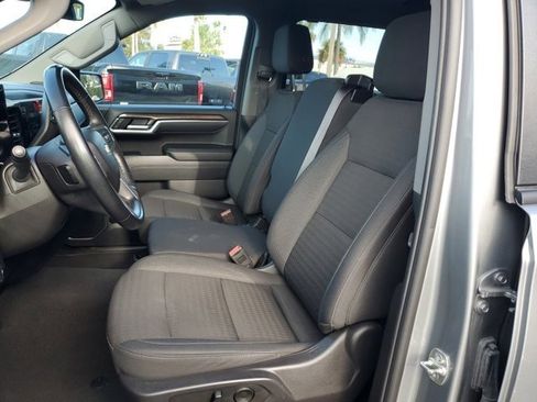 Used 2025 Chevrolet Silverado 1500 LT image 23