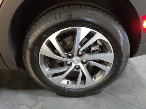 Certified 2021 Buick Envision Essence image 37