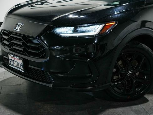 Used 2023 Honda HR-V Sport image 10