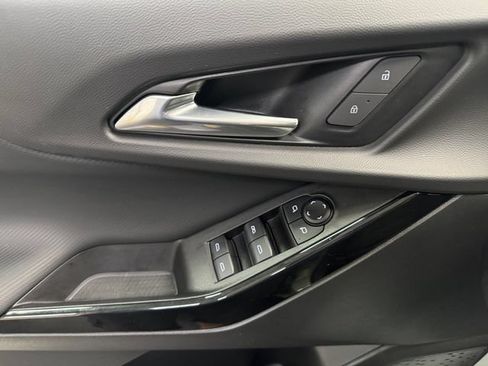 Used 2025 Chevrolet Equinox LT AWD/4WD image 25