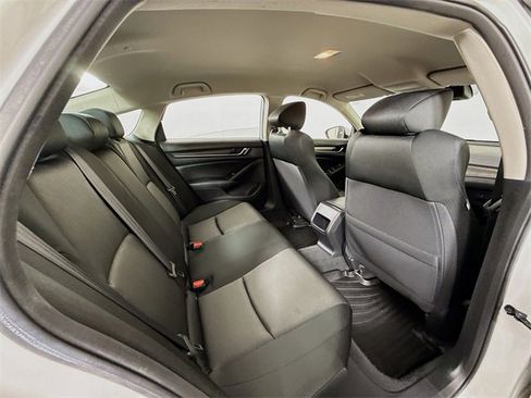 Used 2022 Honda Accord Hybrid image 29