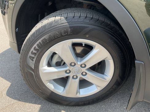 Used 2013 Toyota RAV4 XLE FWD image 44