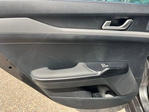 New 2025 Kia K5 LXS FWD image 22