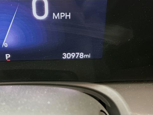 Used 2025 Buick Encore GX Preferred FWD image 19