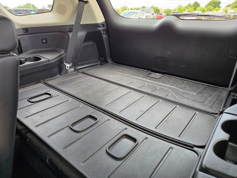 Used 2023 Honda Pilot Touring image 16