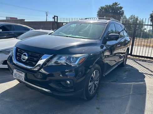 Used 2018 Nissan Pathfinder SL FWD image 35