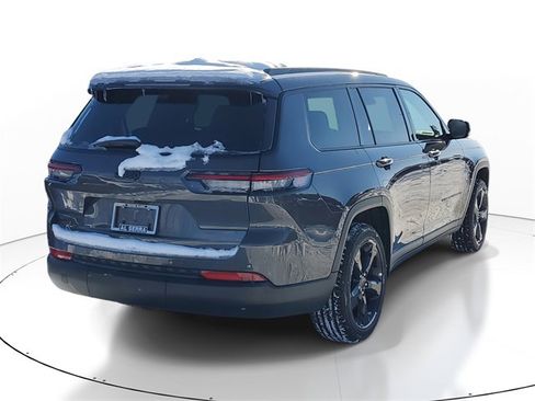 New 2025 Jeep Grand Cherokee L Altitude image 4