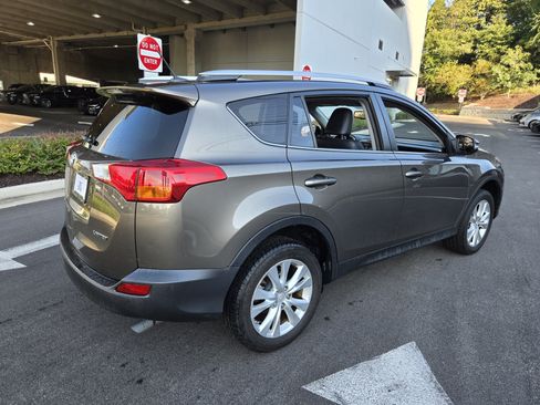 Used 2014 Toyota RAV4 Limited FWD image 4