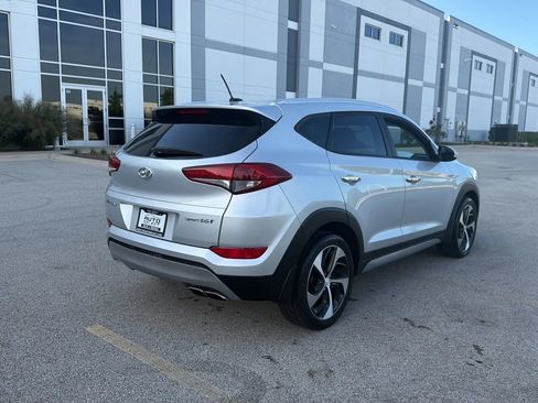 Used 2017 Hyundai Tucson Sport FWD image 5