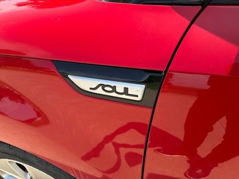 Used 2015 Kia Soul + w/ Eco Package FWD image 8