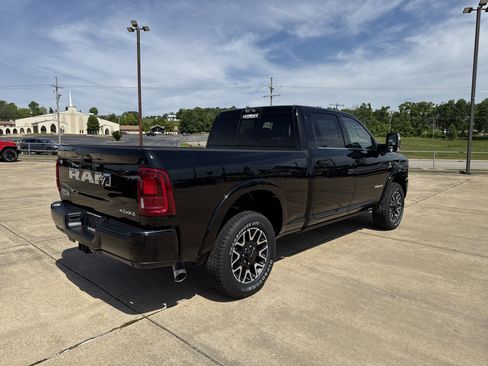 New 2025 RAM 2500 Limited image 9