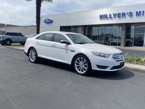 Used 2014 Ford Taurus Limited w/ Equipment Group 301A image 1