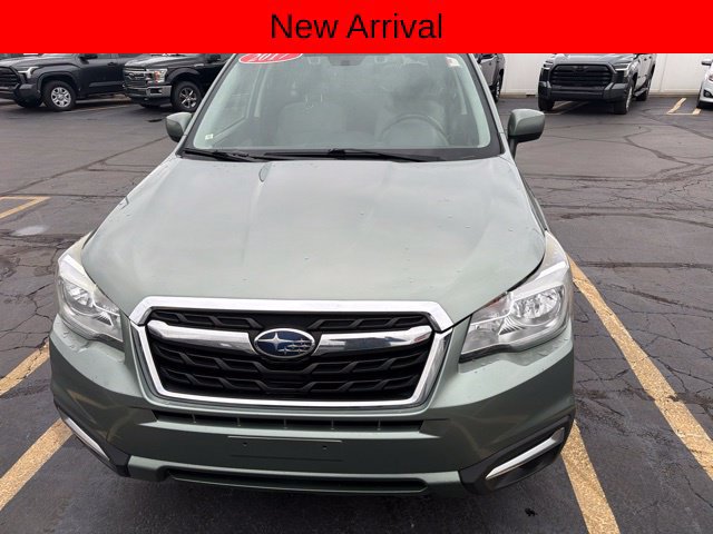 Used 2017 Subaru Forester 2.5i Premium AWD/4WD image 1