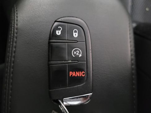 Used 2020 Jeep Renegade Altitude AWD/4WD image 32