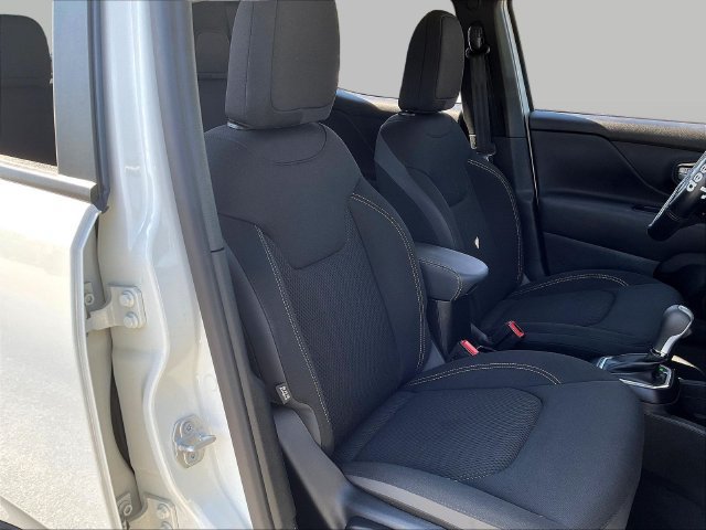 Used 2023 Jeep Renegade Altitude AWD/4WD image 29