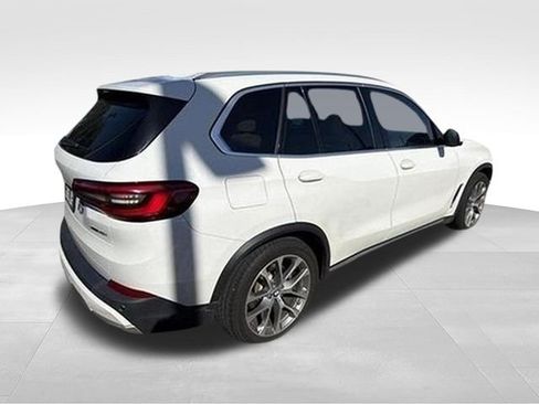 Used 2019 BMW X5 xDrive40i w/ Premium Package 2 AWD/4WD image 10