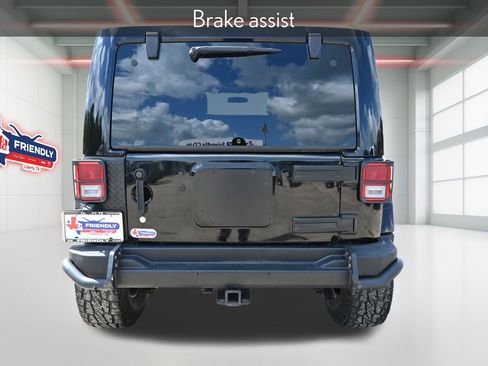 Used 2012 Jeep Wrangler Unlimited Rubicon image 31