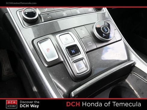 Used 2021 Hyundai Santa Fe SE image 11