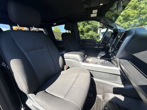 Used 2018 Ford F150 XLT w/ Equipment Group 302A Luxury AWD/4WD image 25