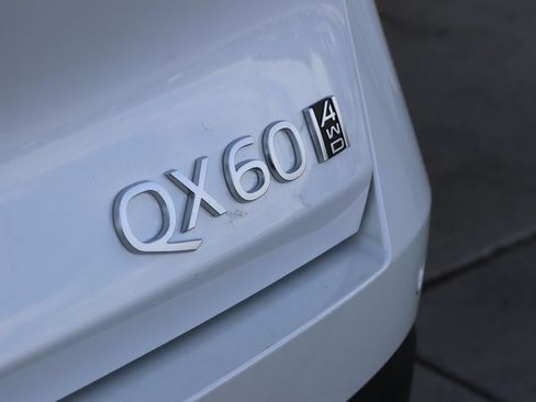 New 2026 INFINITI QX60 Luxe w/ Cargo Package AWD/4WD image 32