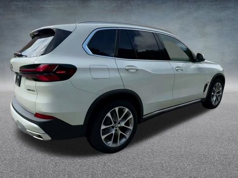 Used 2024 BMW X5 xDrive40i w/ Premium Package AWD/4WD image 25