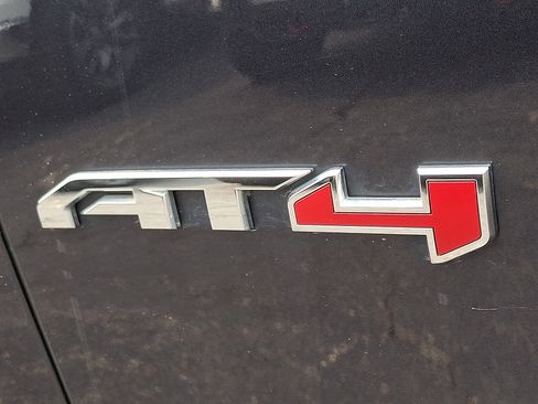 Used 2023 GMC Yukon AT4 w/ AT4 Premium Plus Package AWD/4WD image 31
